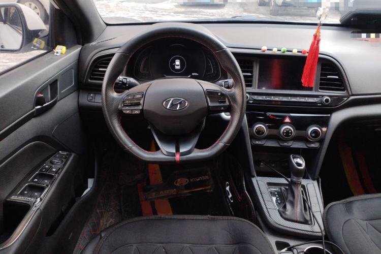 Used Hyundai Elantra (6th Generation / Lingdong) 2019 1.4T Dual-Clutch Xuan Dong · Dynamic Model