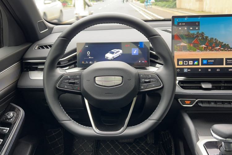 Used Geely Auto Preface 2025 Dongfang Yao 1.5TD Kunlun Edition Steering Wheel