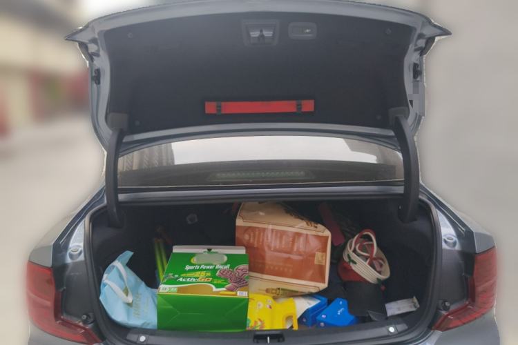 Used Volvo S90 2018 T5 Zhiyuan Edition