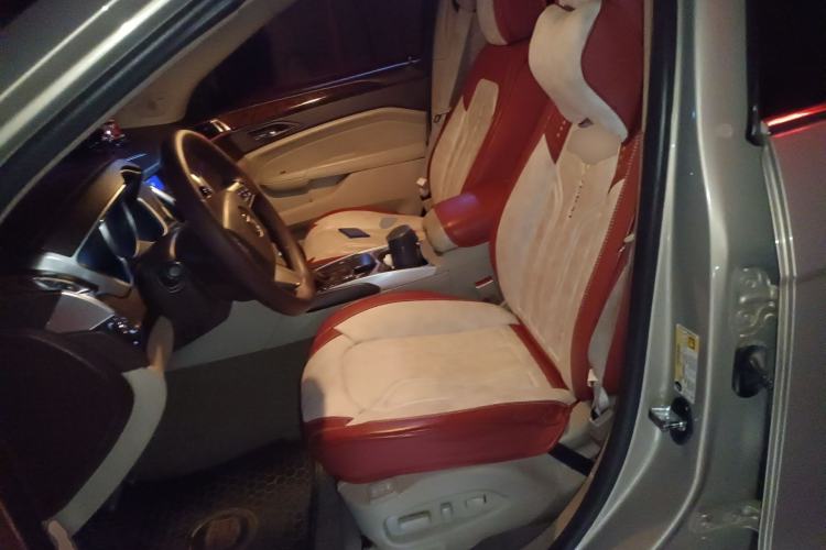 Used Cadillac SRX 2011 3.0L Luxury Model
