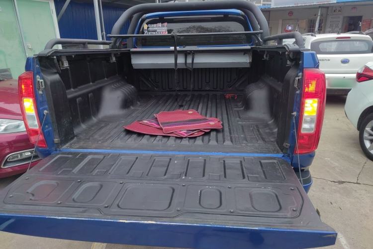 Used Great Wall Poer 2021 2.0T Commercial Version Automatic Diesel Two-Wheel Drive Navigation Type Long Bed – GW4D20M Trunk