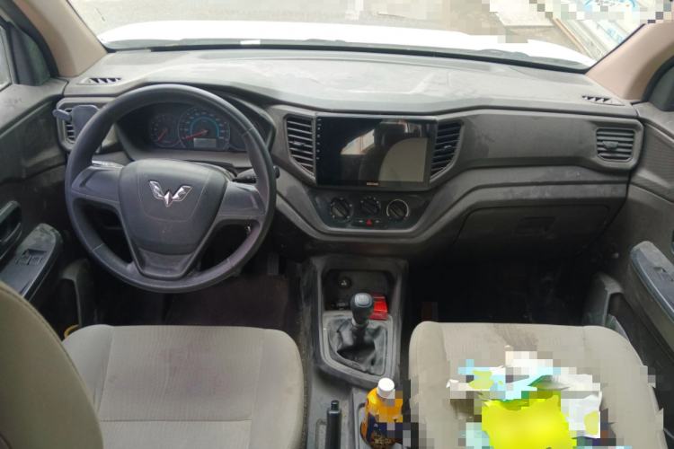 Used Wuling Hongguang V 2019 1.5L Enjoyment Version China VI LAR