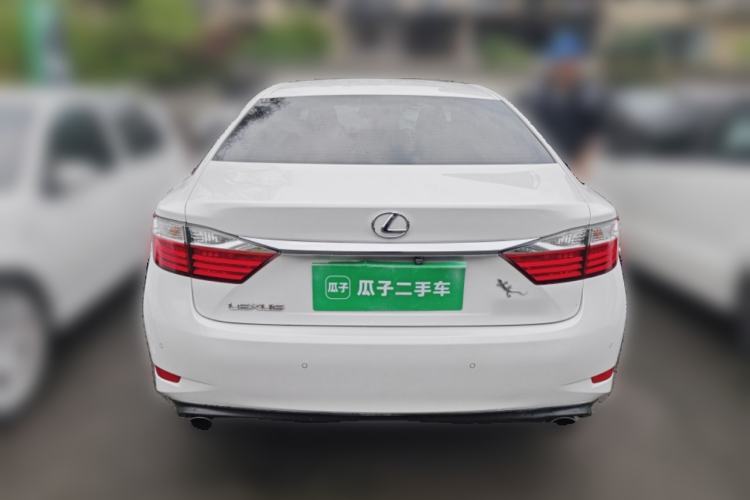 Used Lexus ES 2013 250 Elite Edition Rear