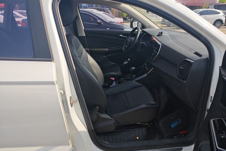 Used Jetta VS5 2022 280TSI Automatic Trendy Pro Version
