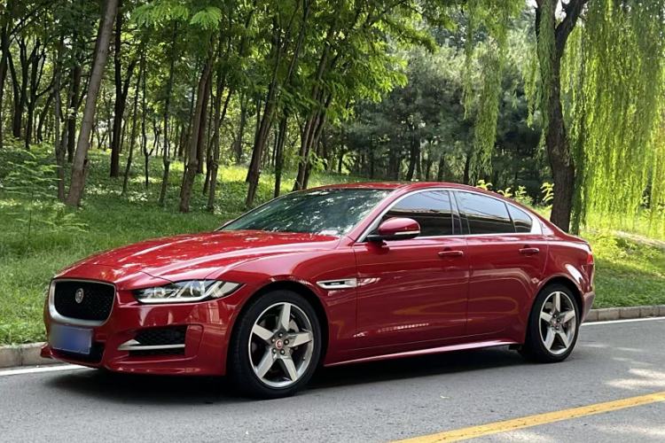 Used Jaguar XE 2017 2.0T 200 PS R-Sport
