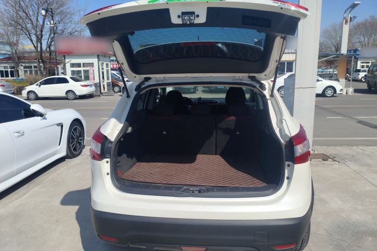 Used Nissan Qashqai 2017 1.2T CVT Fashion Edition
