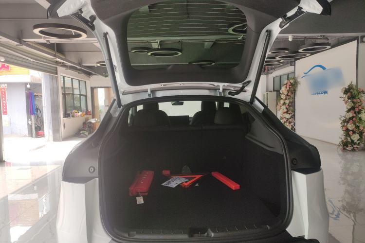 Used Tesla Model Y 2026 Rear-Drive Model Trunk
