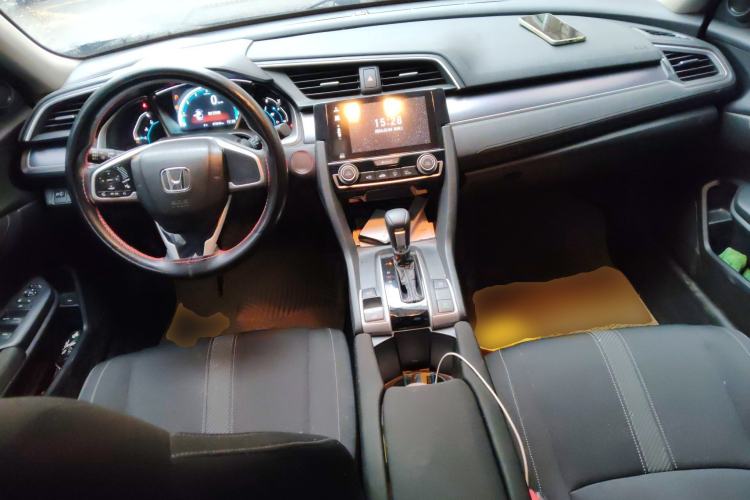 Used Honda Civic 2016 220TURBO CVT Luxury Edition
