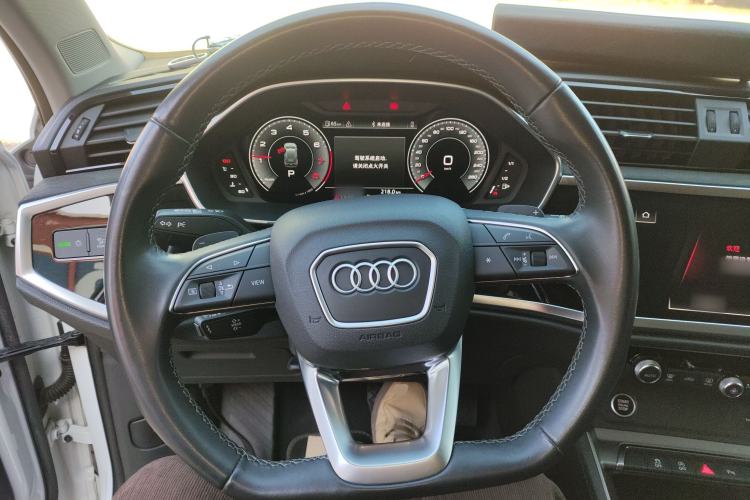 Used Audi Q3 2023 35 TFSI Fashion Dynamic Model (1.4T)