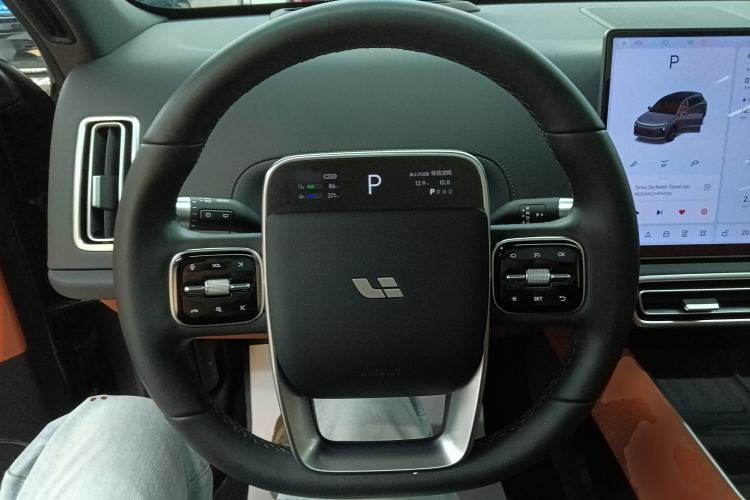 Used Li Auto L6 2024 Pro Model Steering Wheel