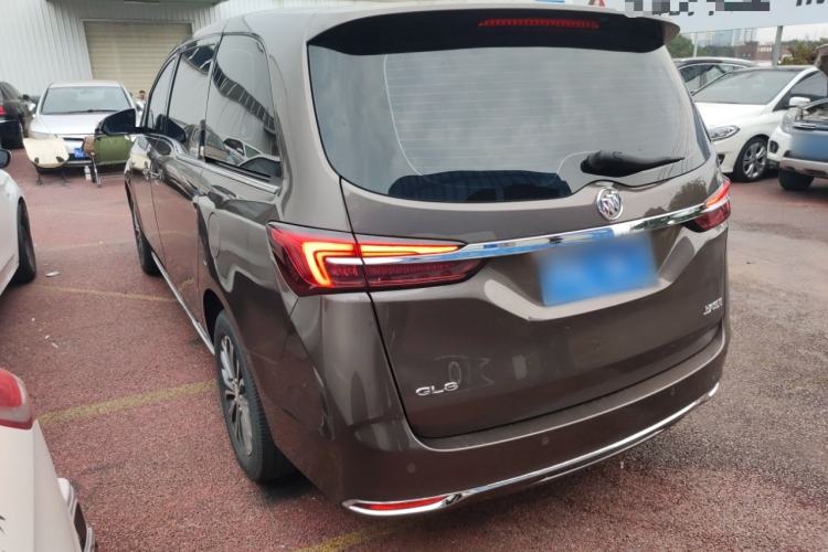 Used Buick GL8 2023 Land Executive Class Comfort Model
