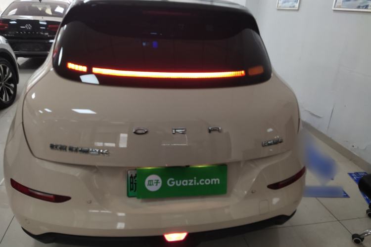 Used ORA Good Cat 2022 Morandi Edition 400km Standard Range Luxury Version Lithium Iron Phosphate