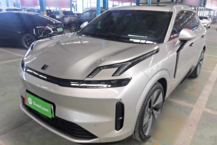Used Lynk & Co 08 EM-P 2023 120km Long-Range Halo