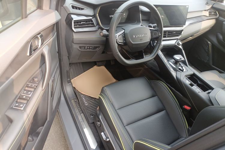 Used Lynk & Co 06 2023 Remix 1.5T Dynamic Halo
