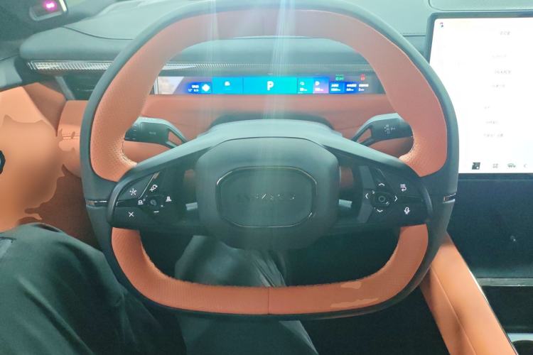 Used Lynk & Co Lynk & Co 10 EM-P 2025 Model 120 Four-Wheel Drive Ultra