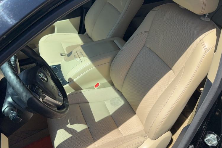 Used Toyota Highlander 2015 2.0T Four-Wheel Drive Luxury Edition 7-Seater Left Front Seat