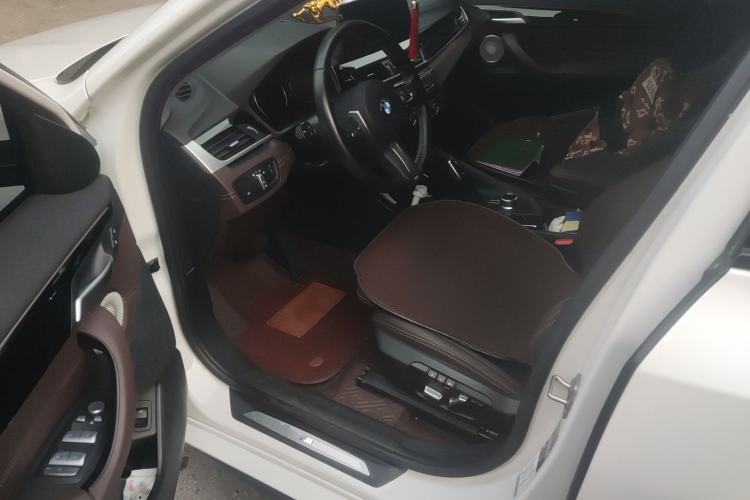 Used BMW X2 2023 sDrive25i M Sport Night Edition Driver Seat