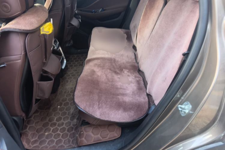 Used Buick Envision 2014 28T Four-Wheel Drive Luxury Model Left Rear Seat