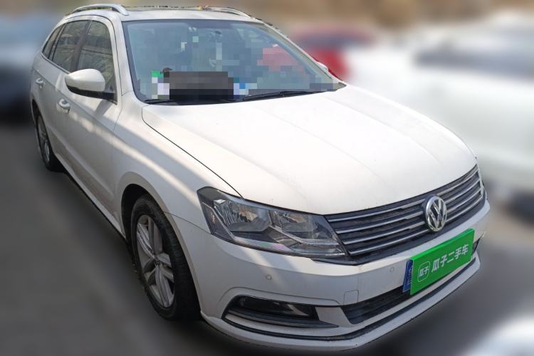 Used Volkswagen Gran Lavida 2015 1.6L Automatic Comfort Edition
