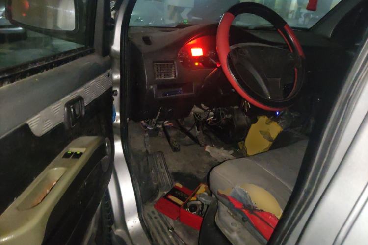 Used Wuling Rongguang 2012 1.2L Extended Basic Version LJY Driver Seat