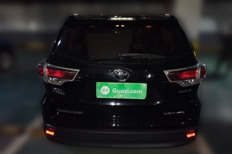 Used Toyota Highlander 2017 2.0T Four-Wheel Drive Luxury Edition 7 Seats Rear