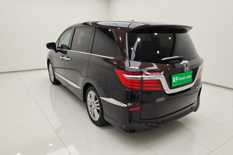 Used Honda Elysion 2016 2.4L Luxury Edition
