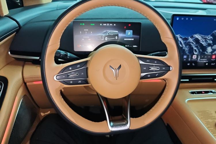 Used VOYAH Dream 2025 PHEV Four-Wheel-Drive Flagship Version – Qiankun Edition
