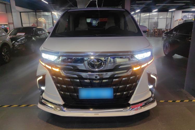 Used Toyota Alphard 2024 Dual-Engine 2.5L Prestige Edition
