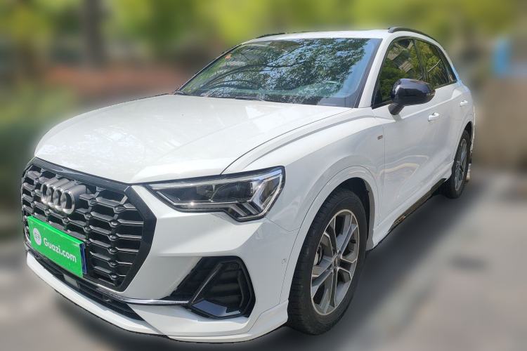Used Audi Q3 2023 40 TFSI Fashion Dynamic Model