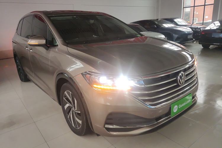 Used Volkswagen Viloran 2023 380TSI Luxury Edition
