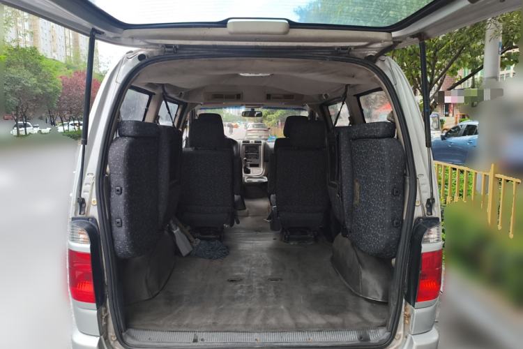 Used Jinbei Grace 2010 2.0L Ruixiang Luxury Version (Short Wheelbase) 1TR