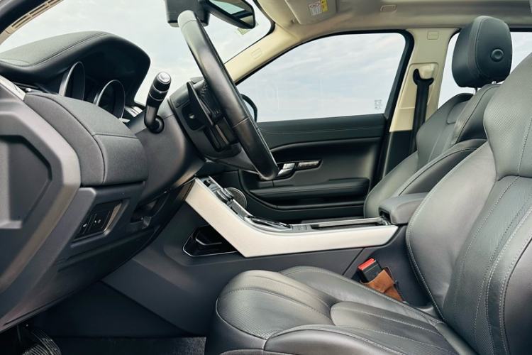 Used Land Rover Range Rover Evoque 2016 2.0T SE PLUS Smart Enjoyment Edition
