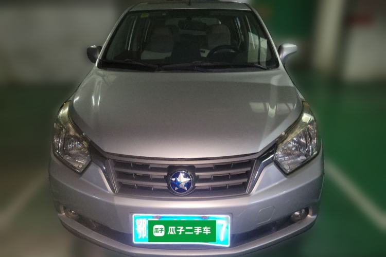 Used Venucia R50 2012 1.6L Automatic Prestige Edition
