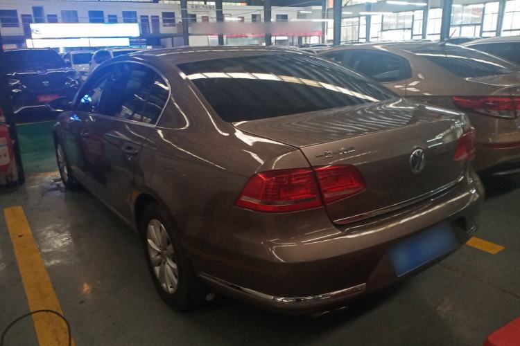 Used Volkswagen Magotan 2015 1.8TSI Luxury Model Rear Left 45 Deg