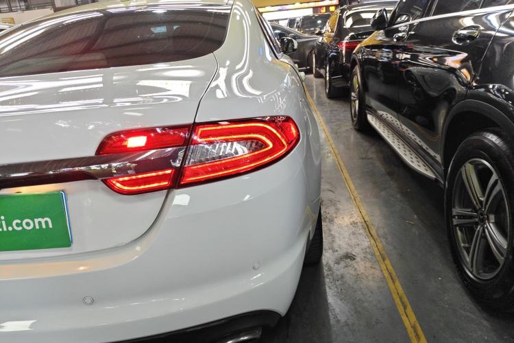 Used Jaguar XF 2015 XF 2.0T Luxury Edition