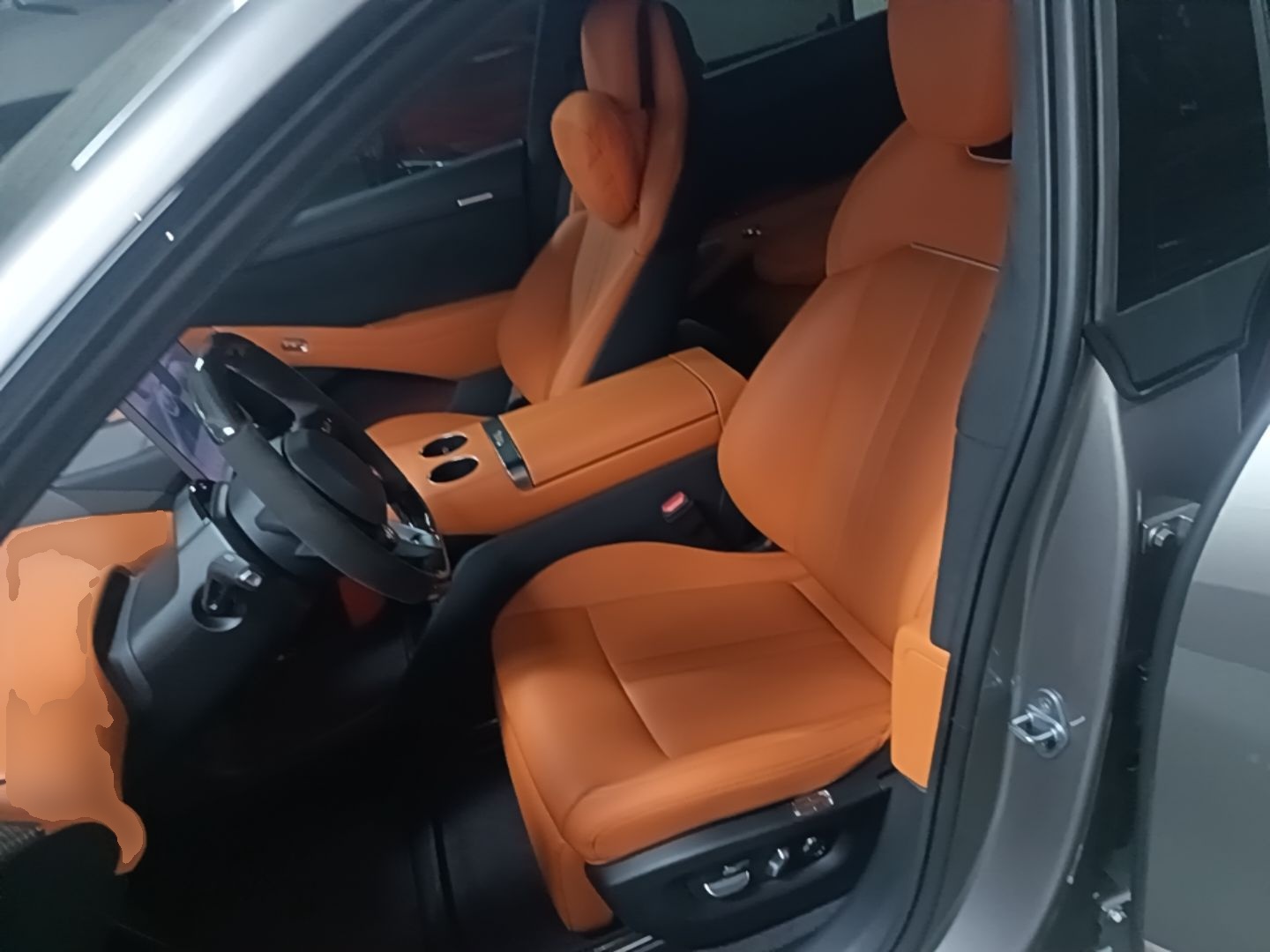 Xiaomi Auto YU7 2025 Ultra-Long Range High-Performance All-Wheel-Drive Max Edition — снимка 17