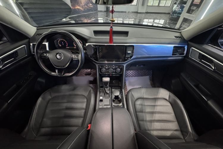 Used Volkswagen Teramont 2020 Revised Version 330TSI Two-Wheel Drive Luxury Edition Interior 3