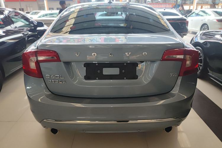 Used Volvo S60 2018 S60L T4 Smart & Ambitious Edition