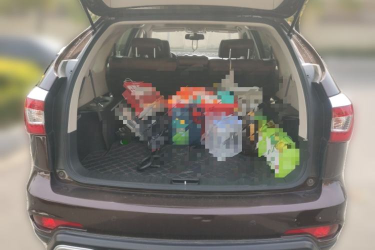 Used BYD S7 2016 2.0T Automatic Prestige Edition Trunk