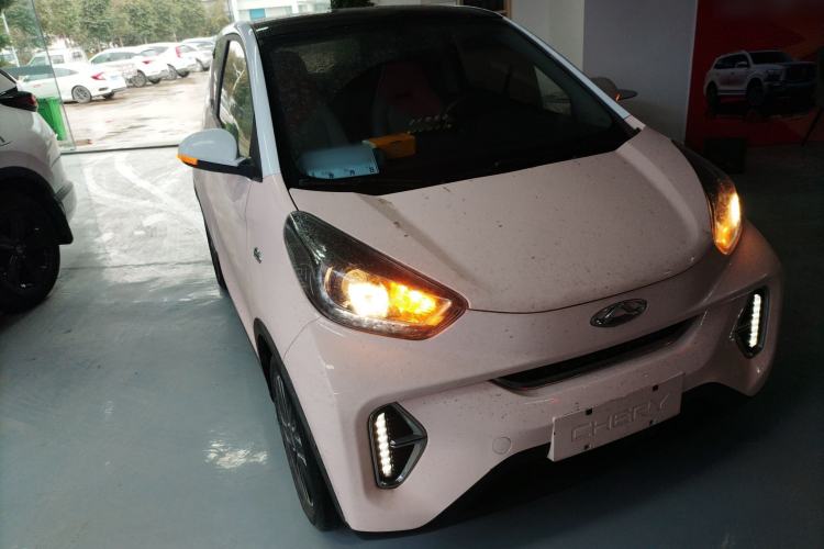 Used Chery Little Ant 2023 Updated Version 251 km Love Edition Lithium Iron Phosphate
