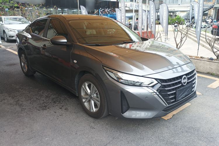 Used Nissan Sylphy 2026 Model 1.6L CVT Genuine Edition Exterior 1