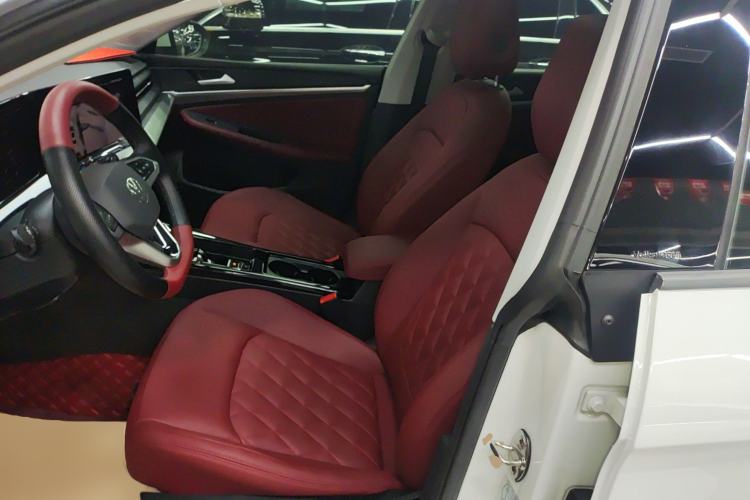 Used Volkswagen Lamando 2024 Lingdu L 200TSI DSG Trendy & Spicy Edition