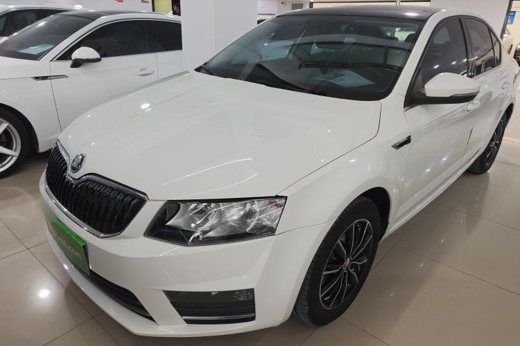 Used Skoda Octavia 2017 1.6L Automatic Smart Drive Edition