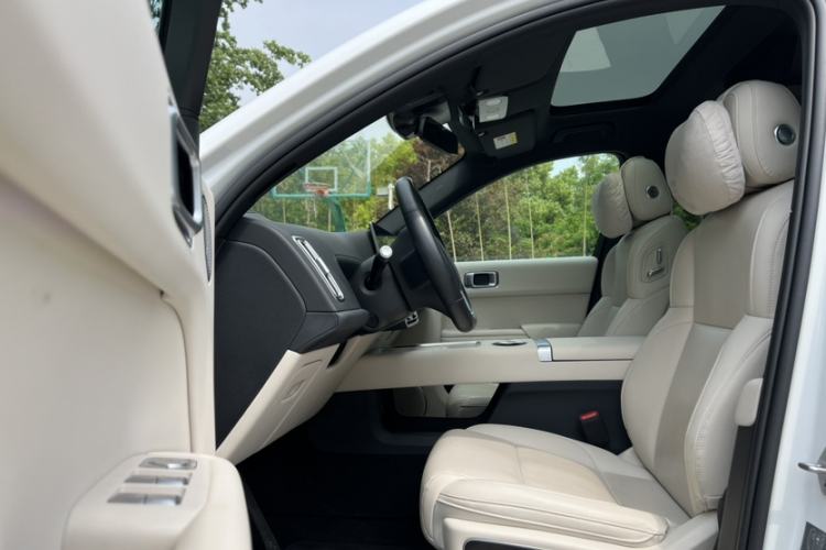 Used Li Auto L7 2024 Ultra Model
