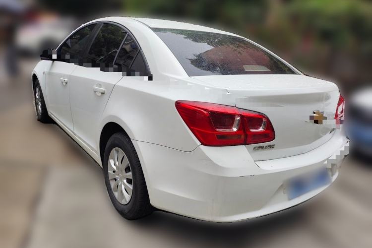 Used Chevrolet Cruze 2015 1.5L Classic SL MT
