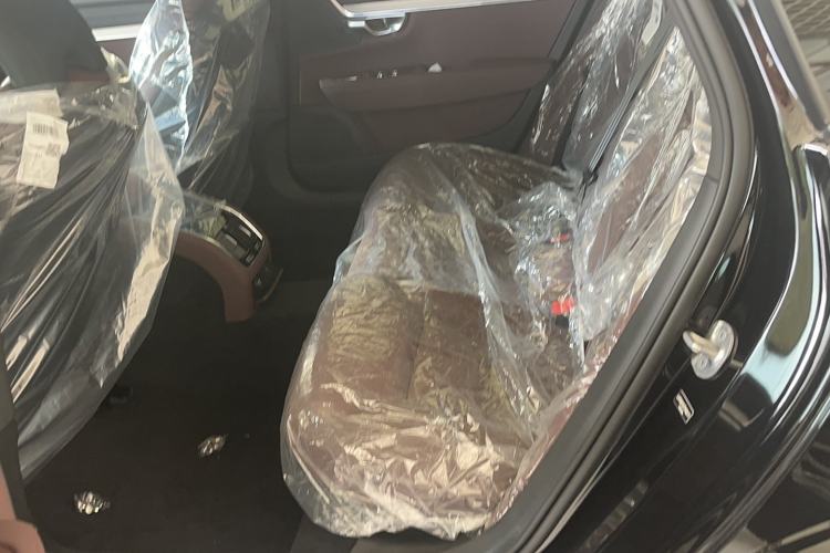 Used Volvo S90 2026 B5 Zhiyuan Luxury Edition