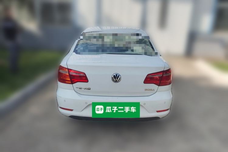 Used Volkswagen Bora 2015 Value Edition 1.6L Manual Fashionable Style