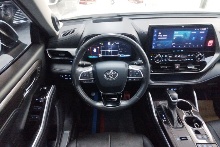 Used Toyota Highlander 2022 Dual-Engine 2.5L Four-Wheel Drive Supreme Edition 7-Seater
