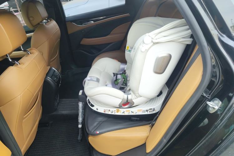 Used Buick LaCrosse 2018 28T Luxury Model
