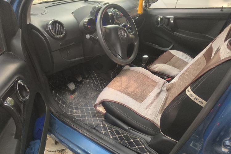 Used JAC Group Yueyue 2012 1.0L Luxury Model
